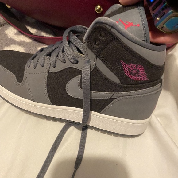 Little to tight in my feet - Picture 2 of 3